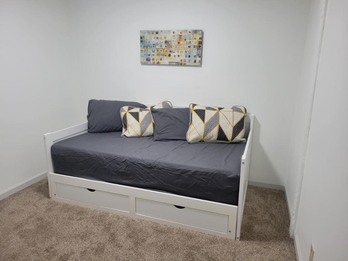 Shared Guest House With Private Rooms أتلانتا المظهر الخارجي الصورة
